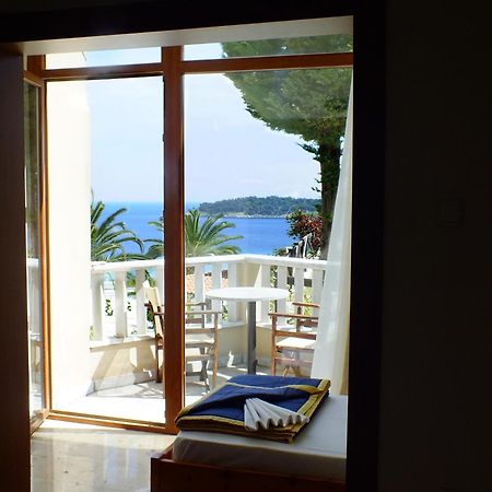 Kinira Beach Hotel Kamer foto