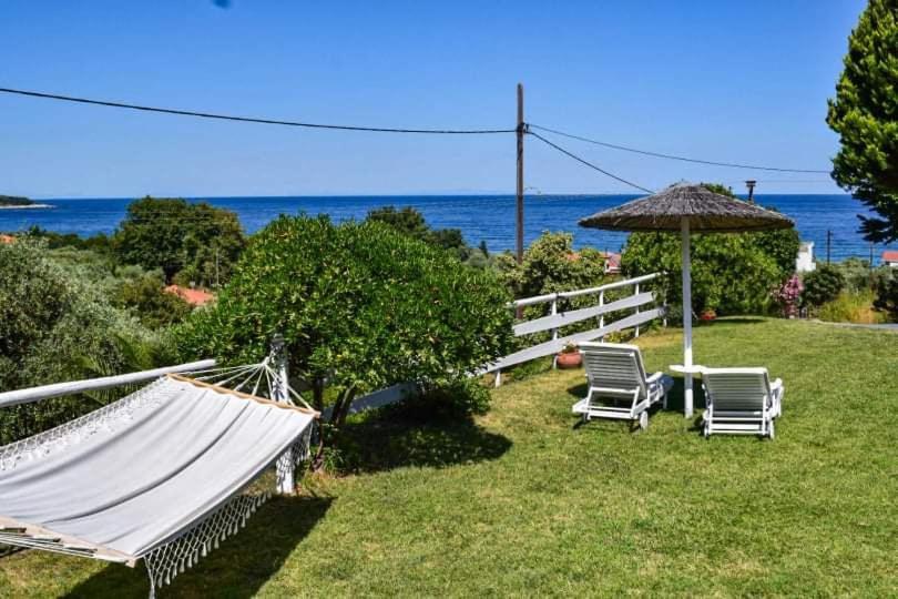 Kinira Beach Hotel Buitenkant foto