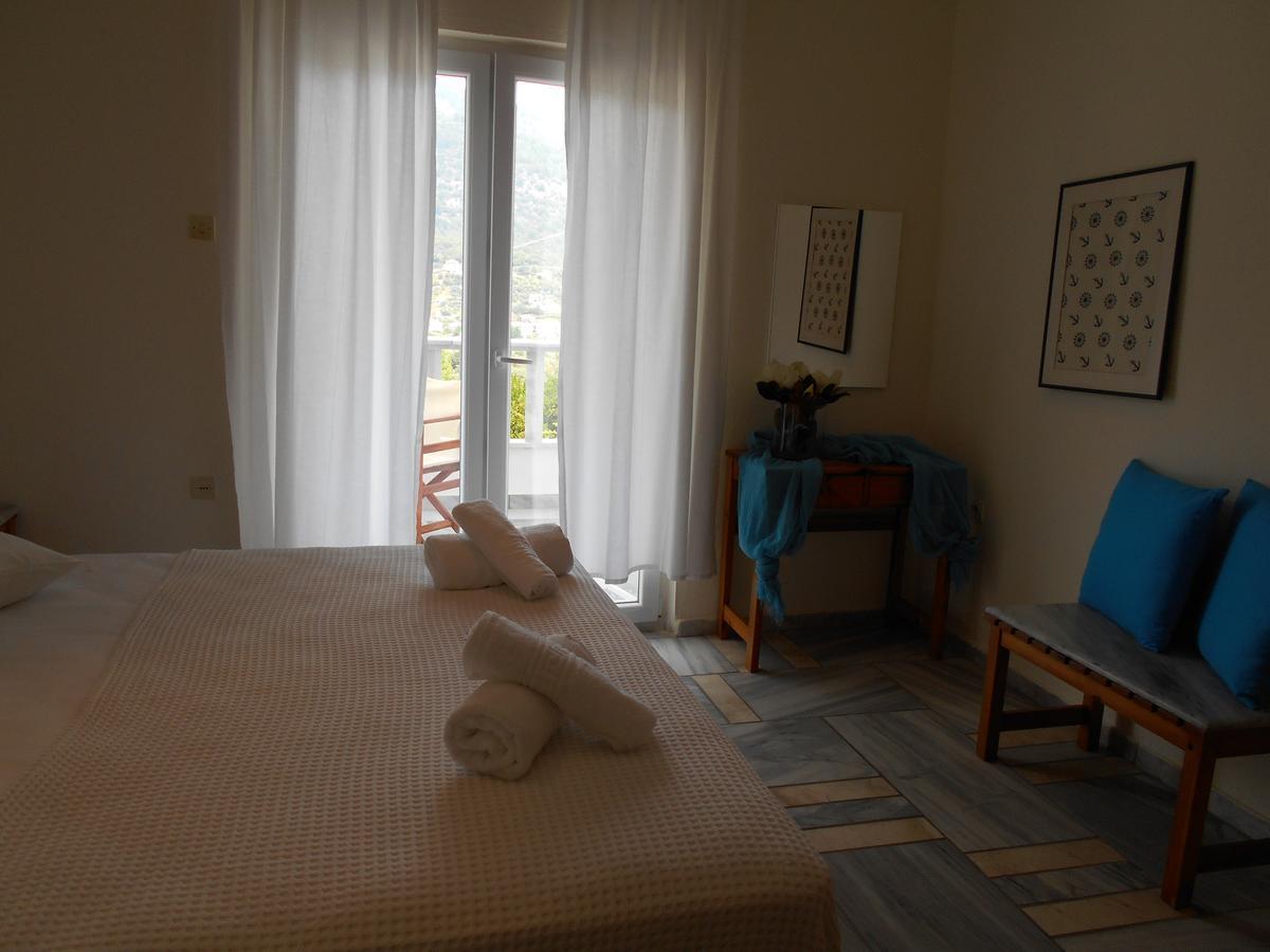 Kinira Beach Hotel Buitenkant foto