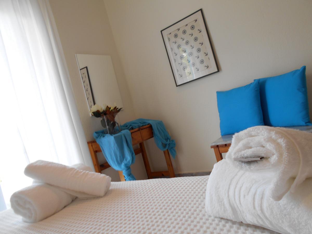 Kinira Beach Hotel Buitenkant foto