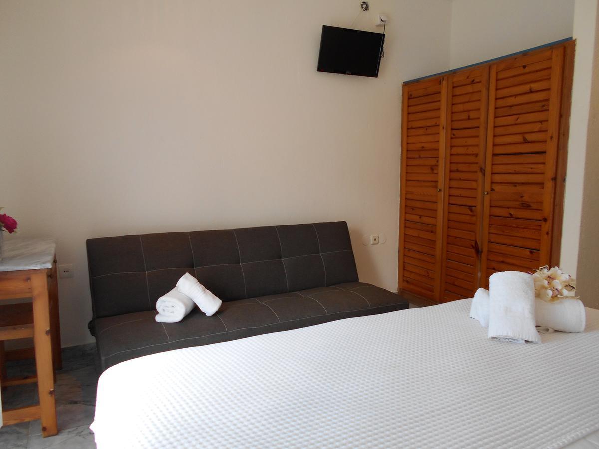 Kinira Beach Hotel Buitenkant foto