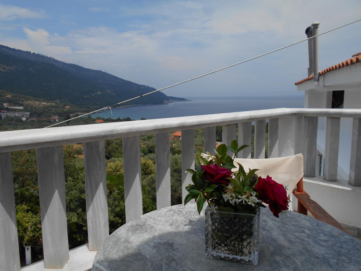 Kinira Beach Hotel Buitenkant foto
