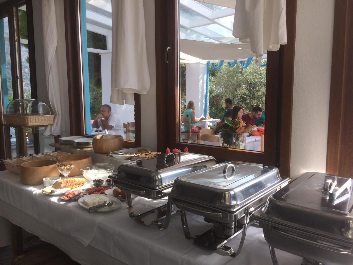 Kinira Beach Hotel Buitenkant foto