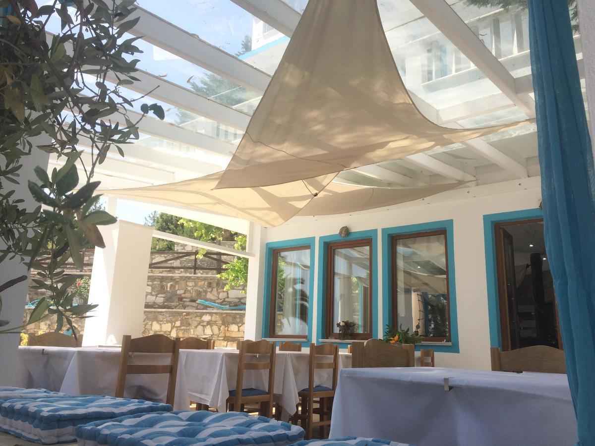 Kinira Beach Hotel Buitenkant foto