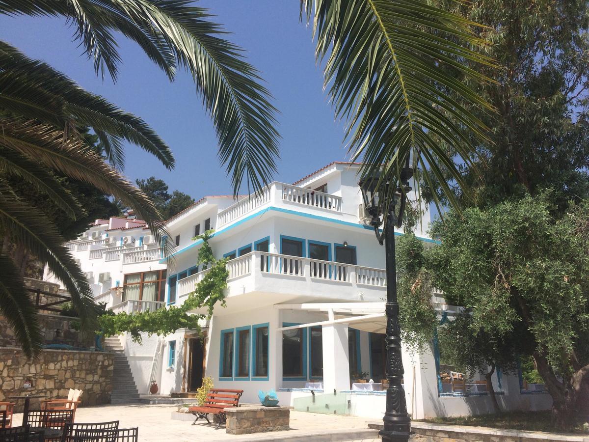 Kinira Beach Hotel Buitenkant foto